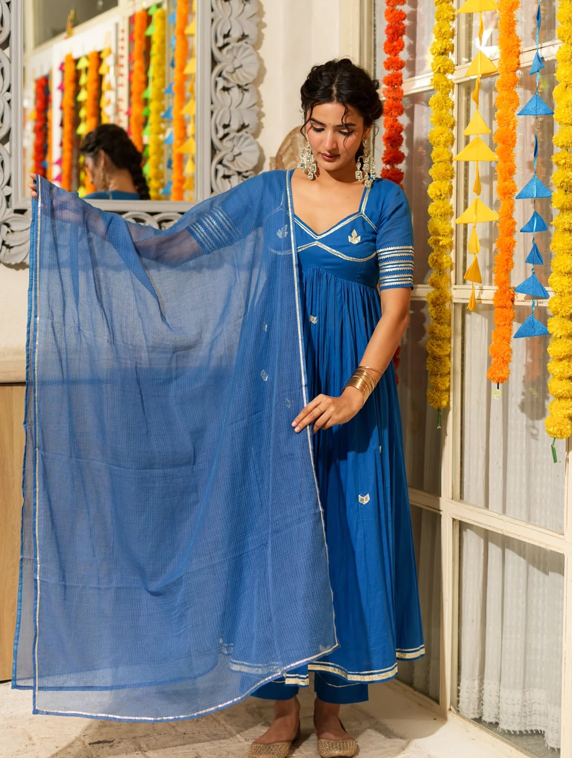 Blue Hans